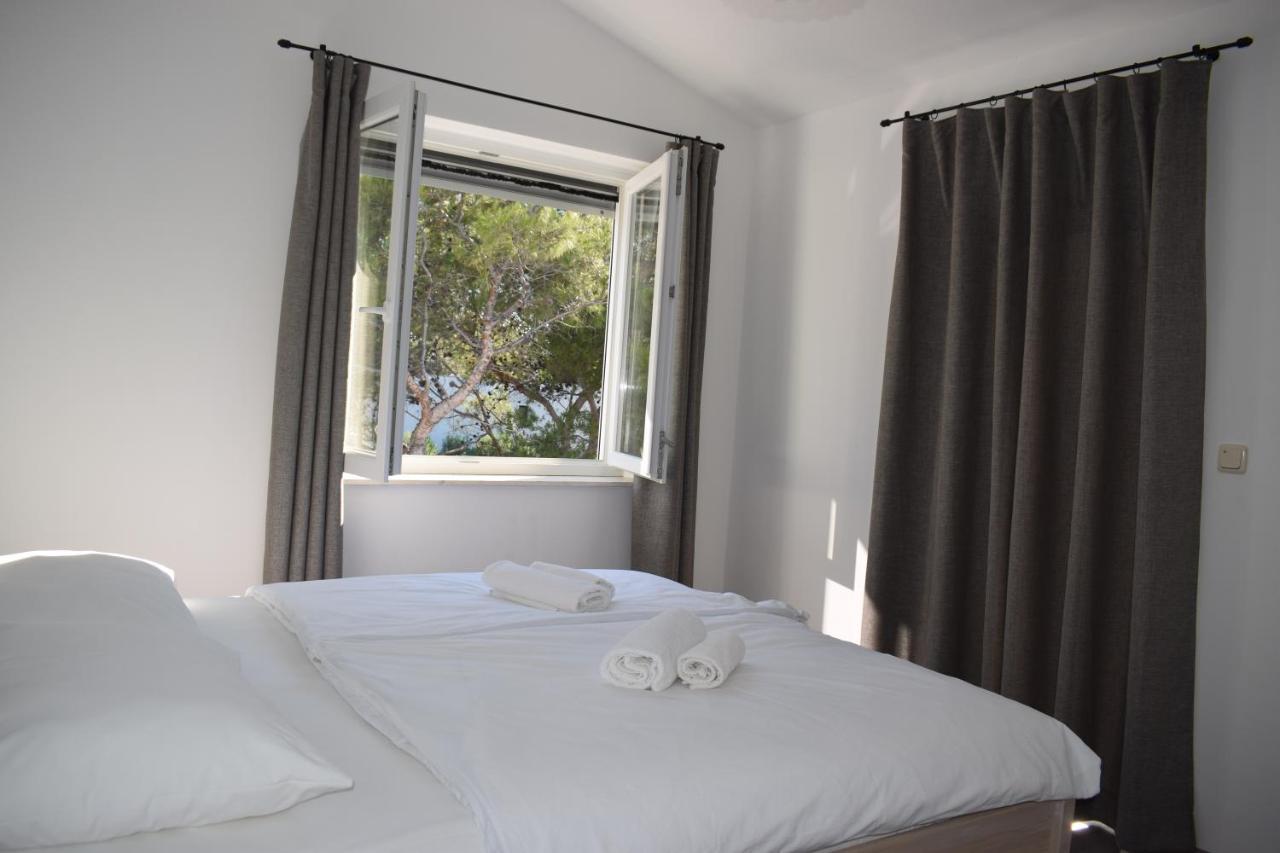 Apartments Mondo Vir Εξωτερικό φωτογραφία