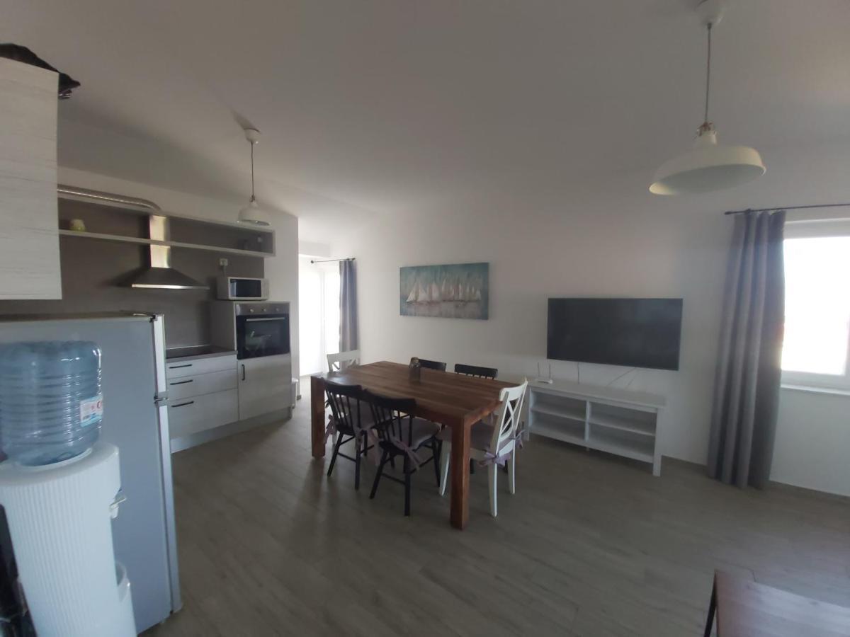 Apartments Mondo Vir Εξωτερικό φωτογραφία